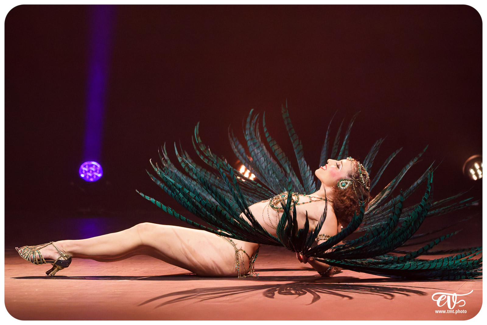 CABARET CANAILLE (LE BURLESQUE KLUB)